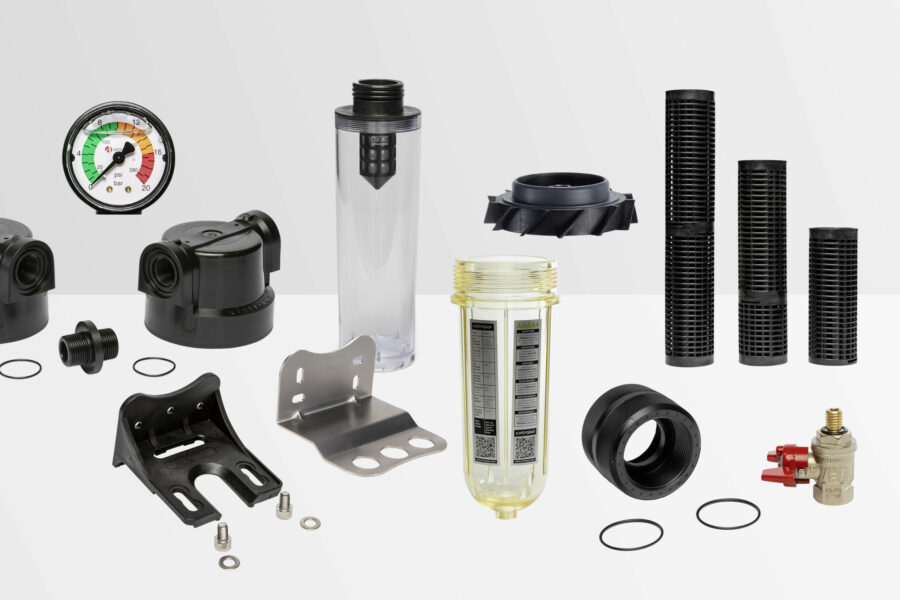 Oversigt over Cintropur reservedele og komponenter inkluderet filterhuse, manometre og fittings til vandfiltrering.